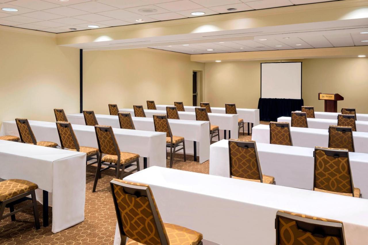 Sheraton Harrisburg Hershey Hotel Экстерьер фото