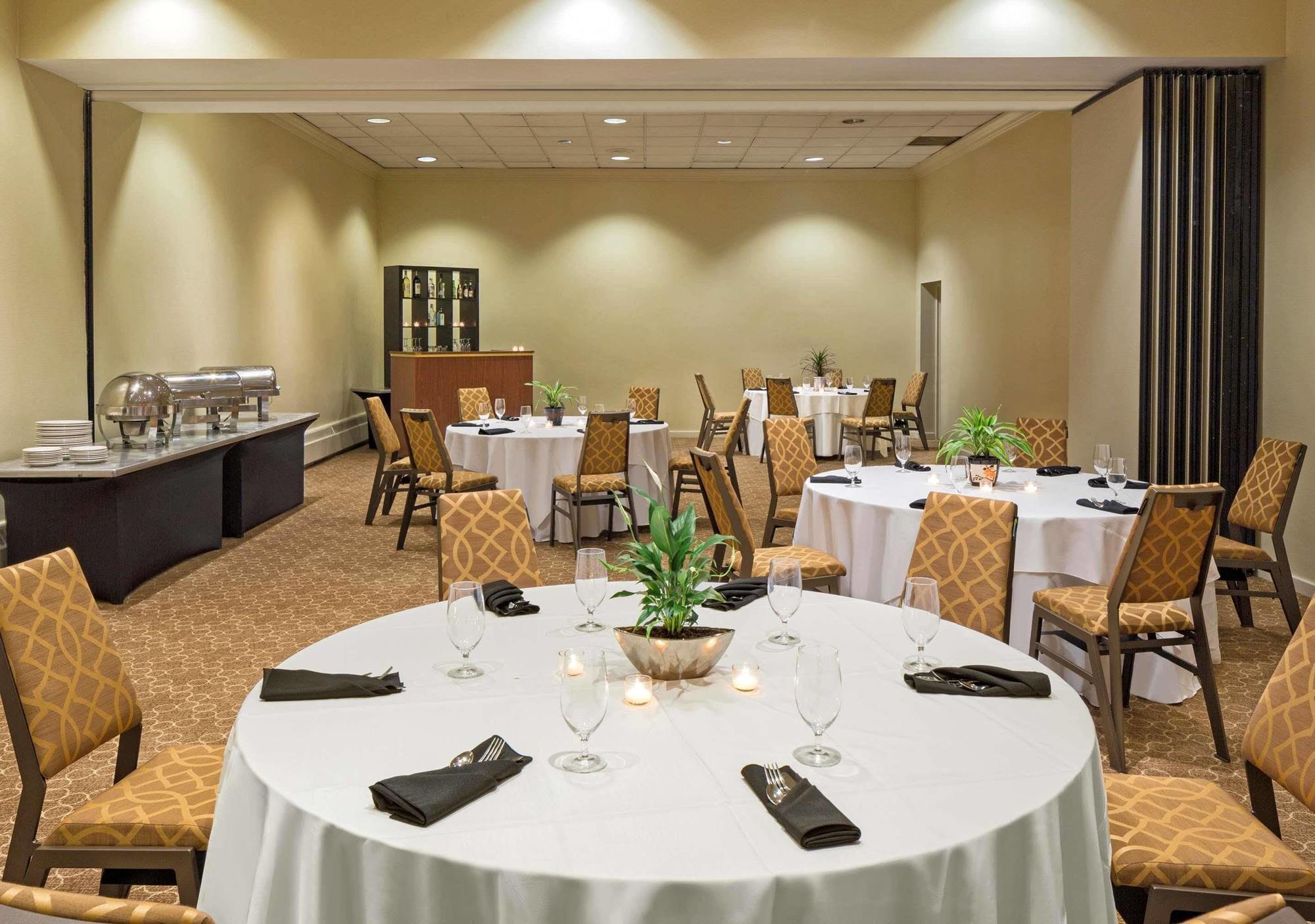 Sheraton Harrisburg Hershey Hotel Экстерьер фото